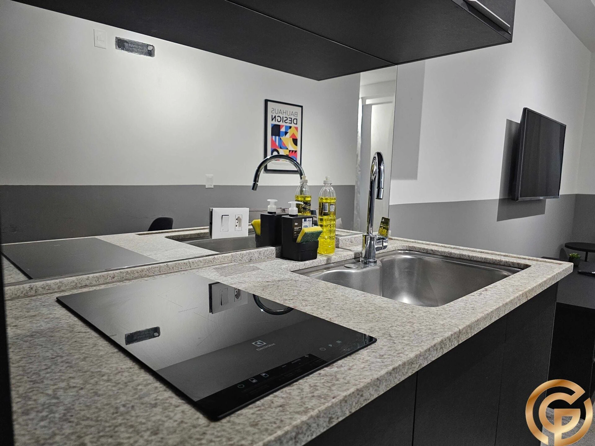 Furnished apartment, 39 m², with a washing machine — photo 17
