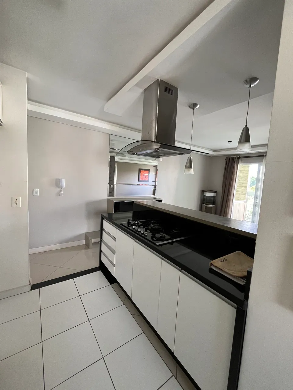 Furnished apartment with 2 bedrooms and open-plan kitchen — photo 8
