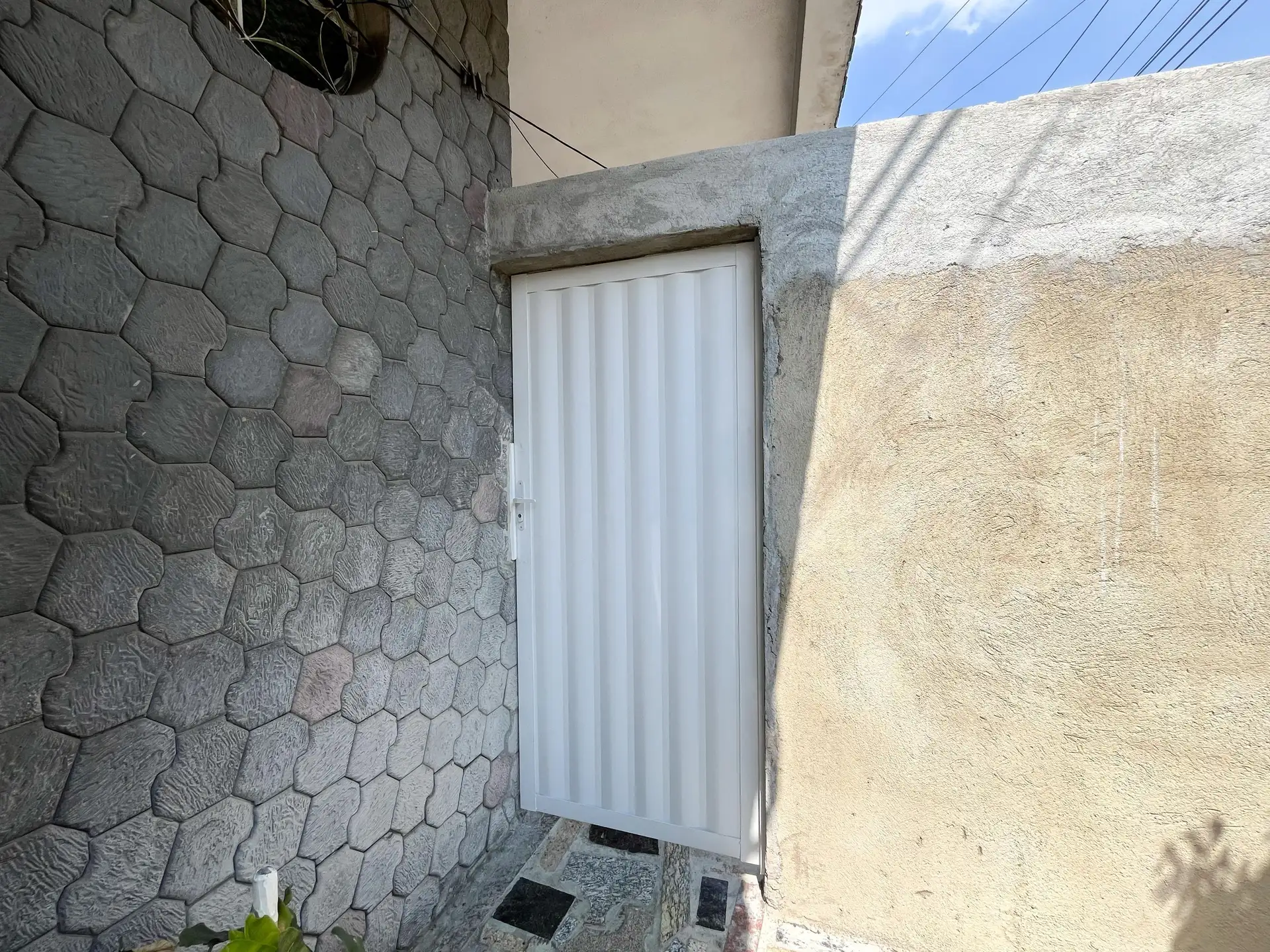 Rental house with 2 bedrooms, 1 bathroom and 1 parking space