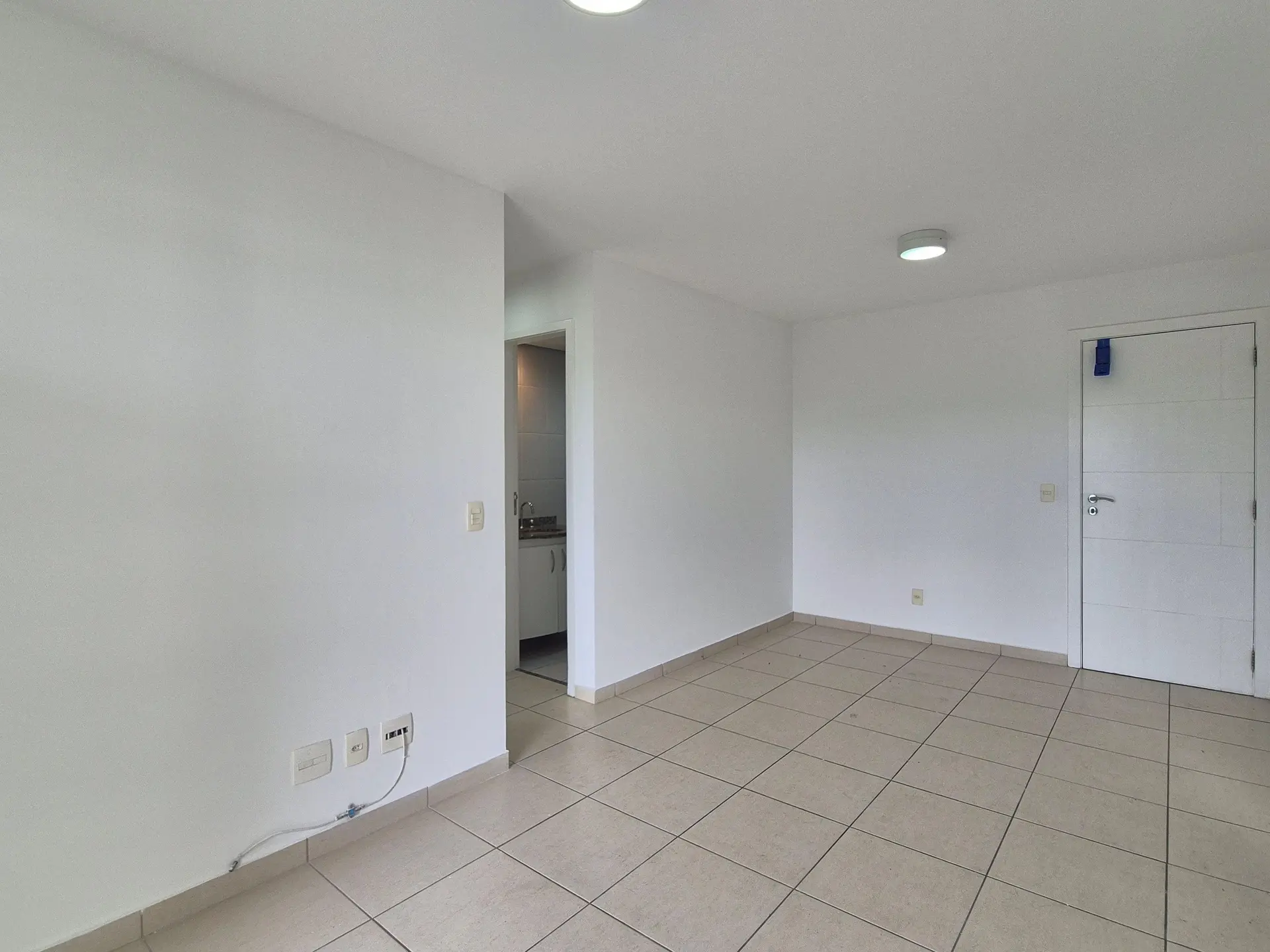 2-bedroom apartment with a home office — photo 30