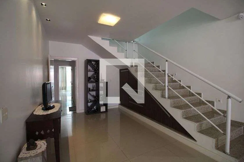 Condominium house with 4 bedrooms and 329 m² — photo 21