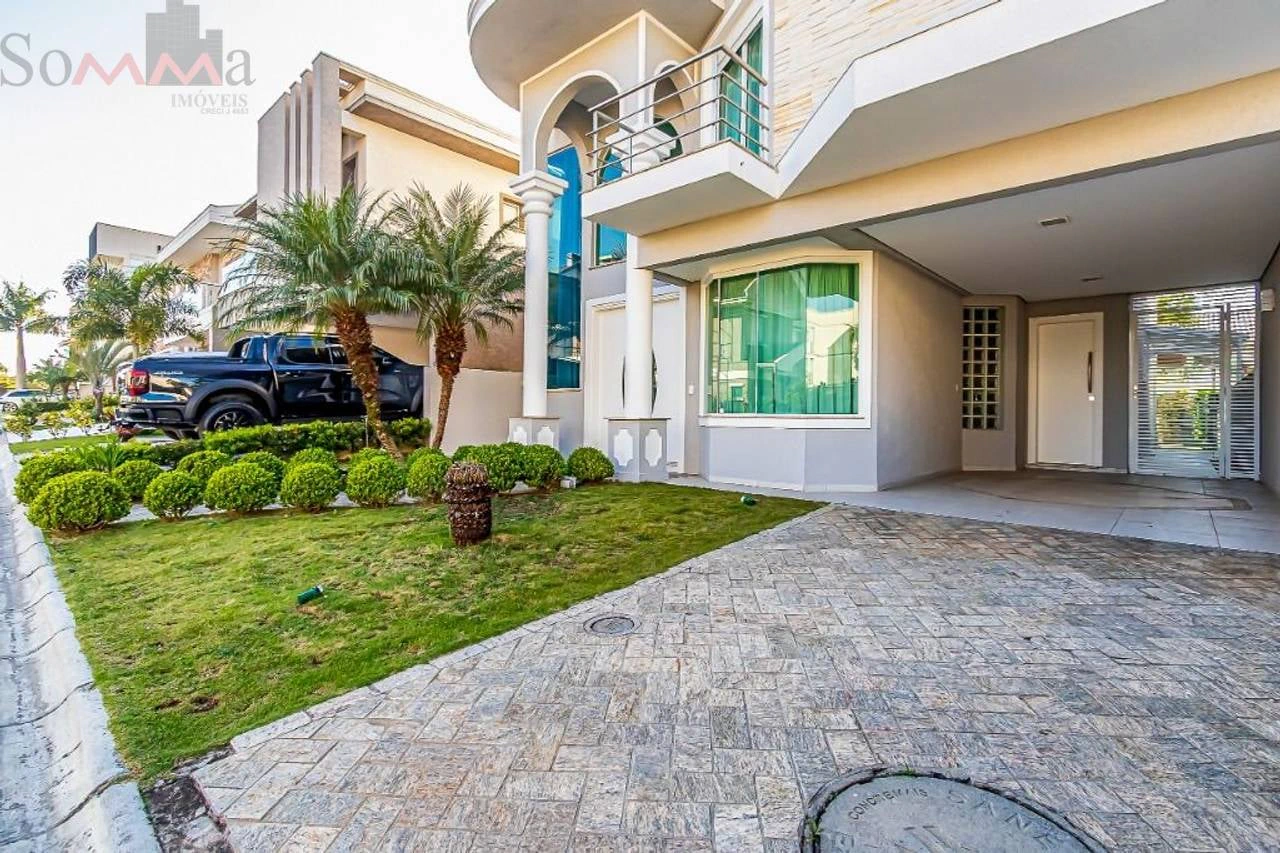 House, 323 m², with a private pool — photo 18