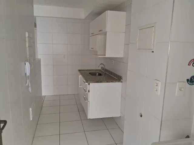 2-bedroom 2-bath apartment with integrated kitchen — photo 7