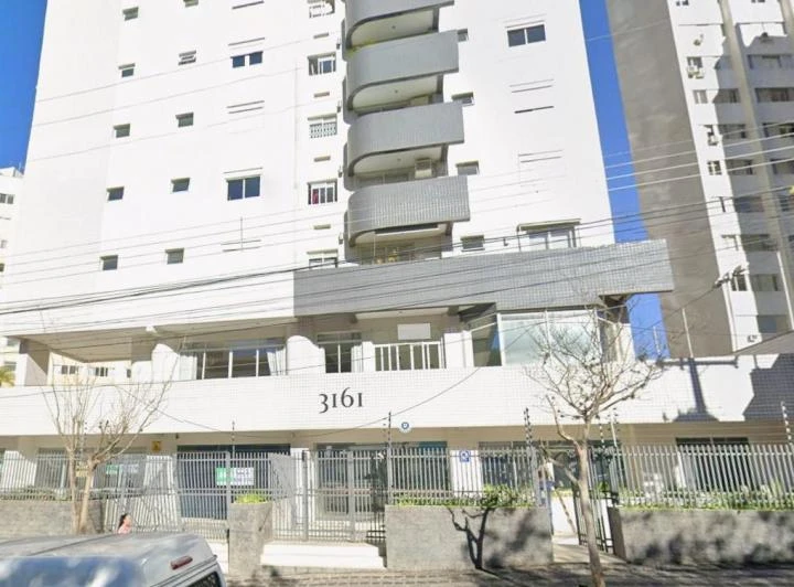 Apartamento de 1 quarto de 60 m², cozinha com fogão a gás — photo 7