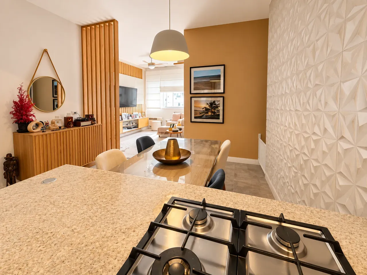 3-bedroom apartment with a home office — photo 11