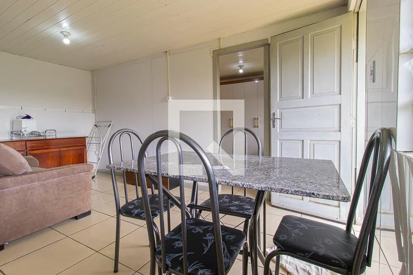 Furnished 1-bedroom house with gas open-plan kitchen — photo 12
