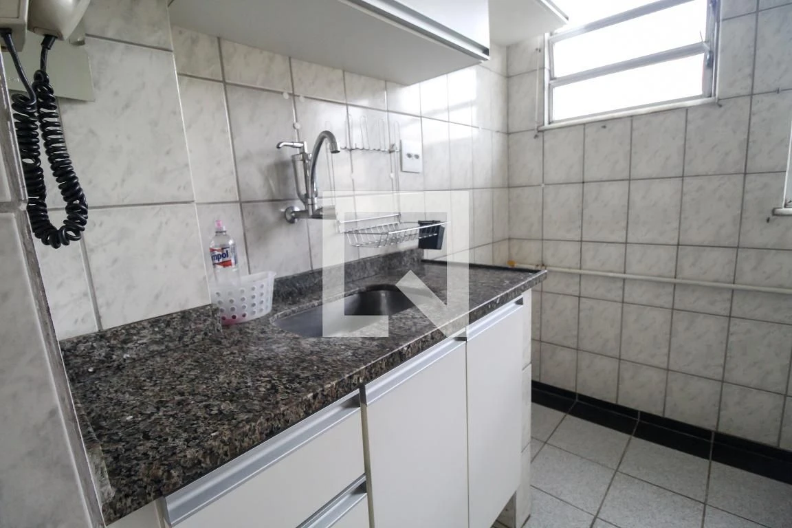 Unfurnished 1-bedroom apartment with a private BBQ area — photo 10