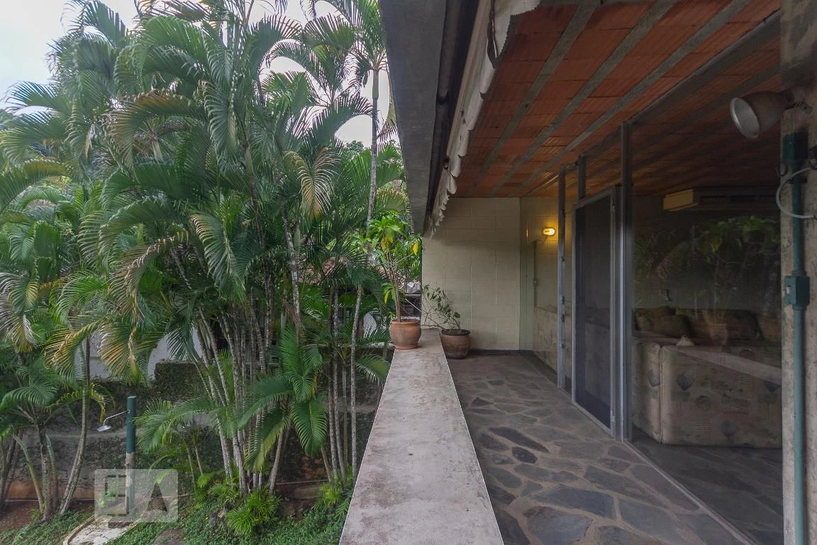 Condo house with 4 bedrooms and 400 m² — photo 15