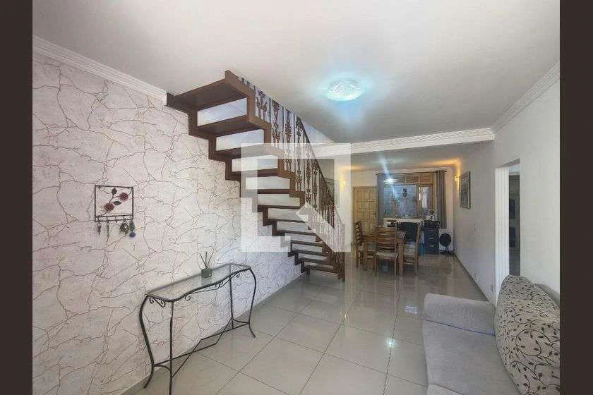 Затишний будинок 197 м² з 3 спальнями і двором — photo 18