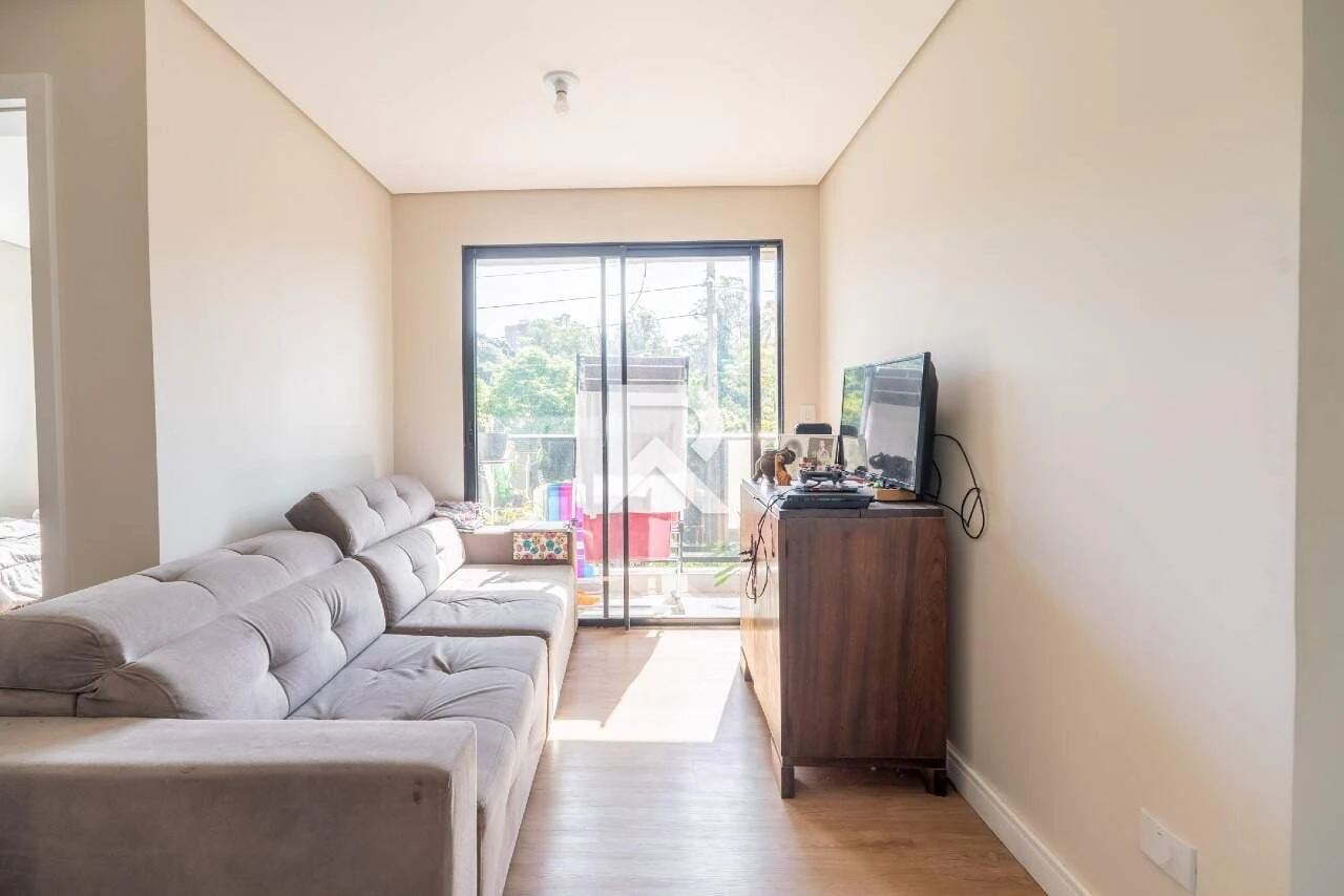 2-bedroom apartment with a walk-in closet in Curitiba