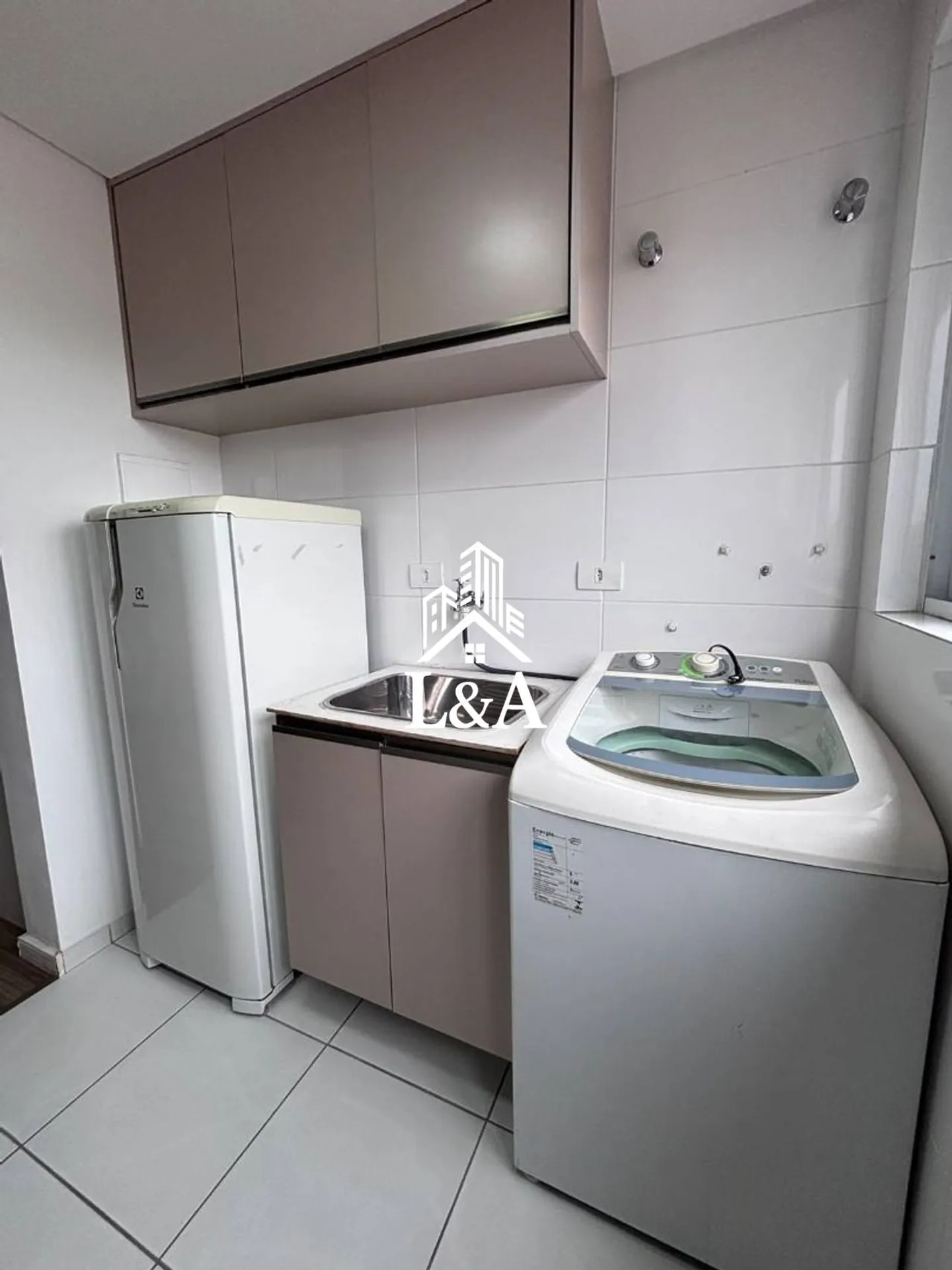 Furnished apartment, 47 m², with a washing machine — photo 8