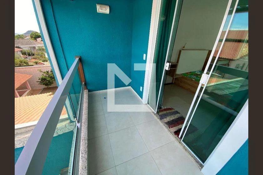 Unfurnished 4-bedroom house with 1000 m² and parking — photo 25