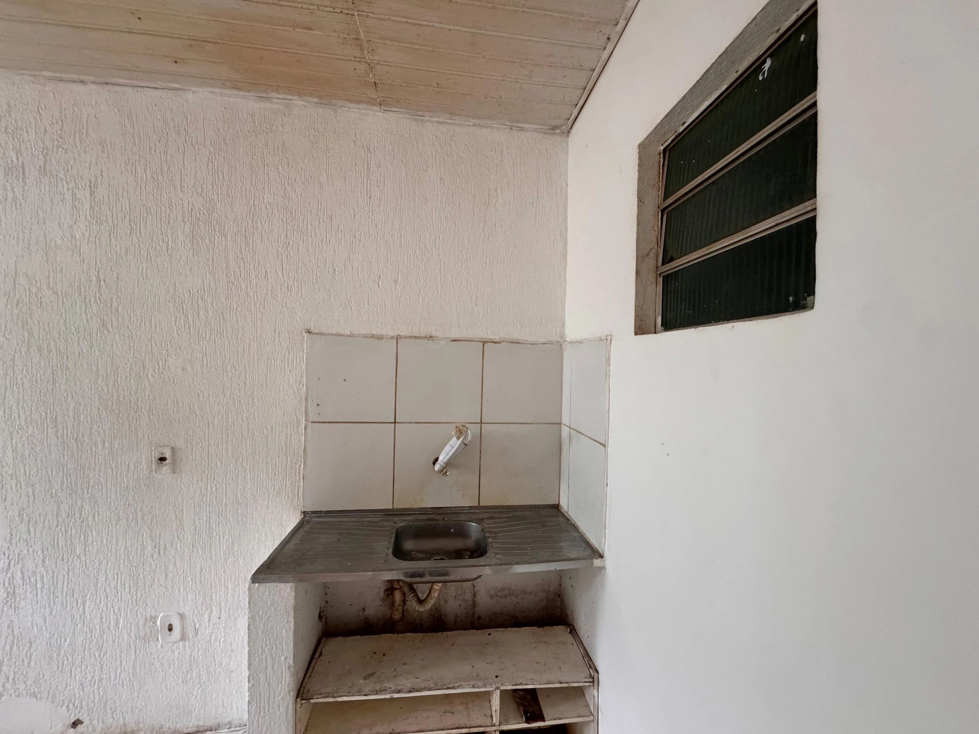 Будинок без меблів з 1 спальнею та балконом — photo 5