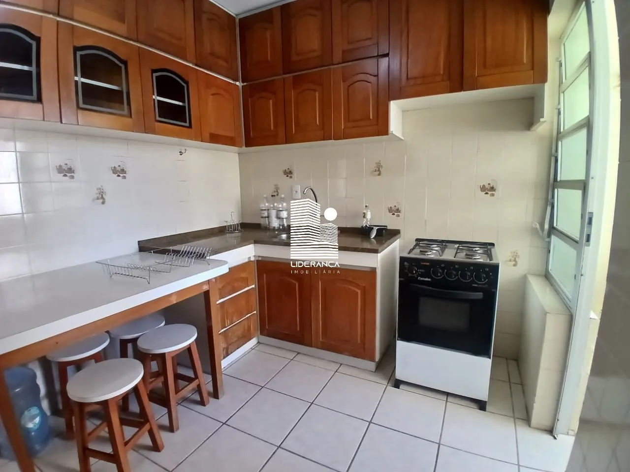 Apartamento de 3 dormitórios com cozinha a gás, 154 m² — photo 11