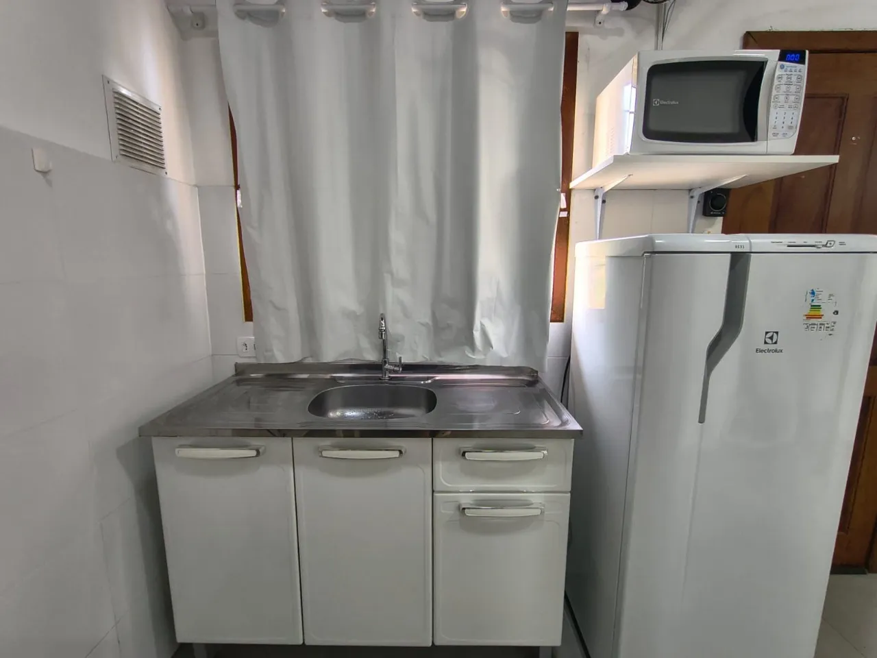 1-bedroom apartment with open-plan kitchen and 22 m² — photo 12