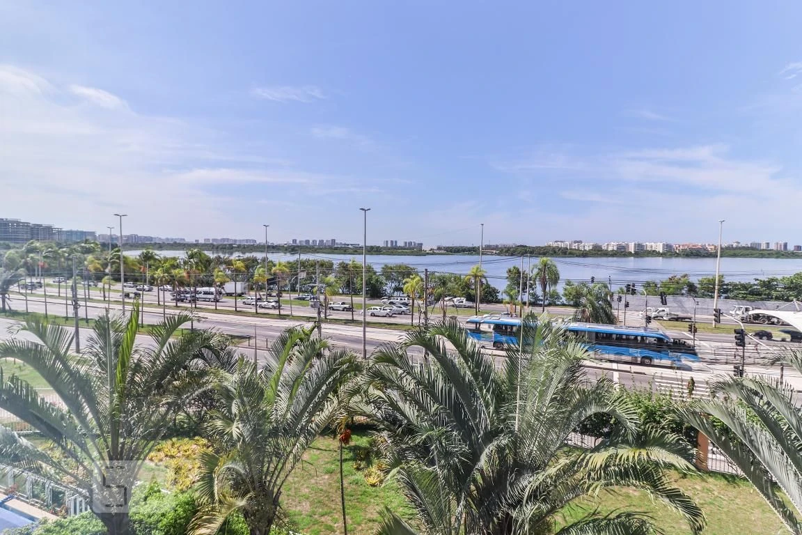 Apartamento para alugar de 100 m² com 3 quartos e varanda — photo 17
