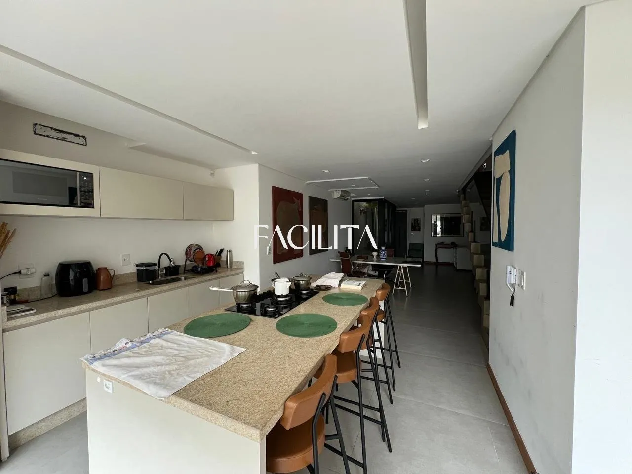 Casa de 3 dormitorios con suite y 145 m² con jardín — photo 6