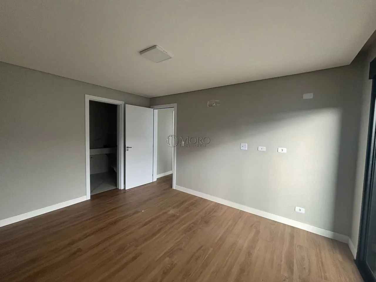 Будинок у кондомініумі з 3 спальнями та 243 м² — photo 20