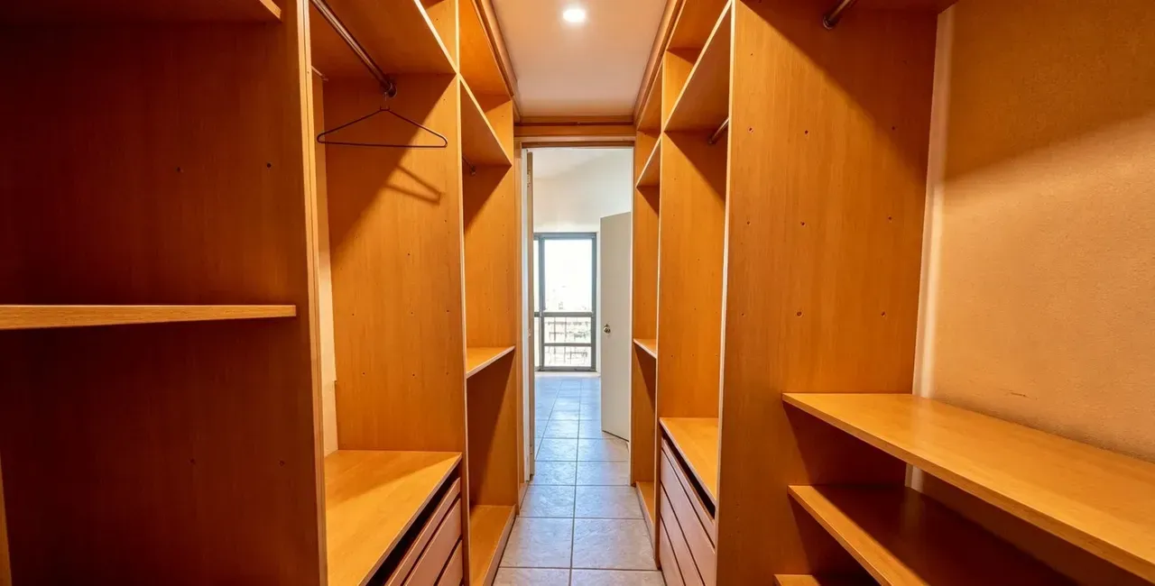 Duplex com 3 quartos e 200 m², varanda e água na vista — photo 6