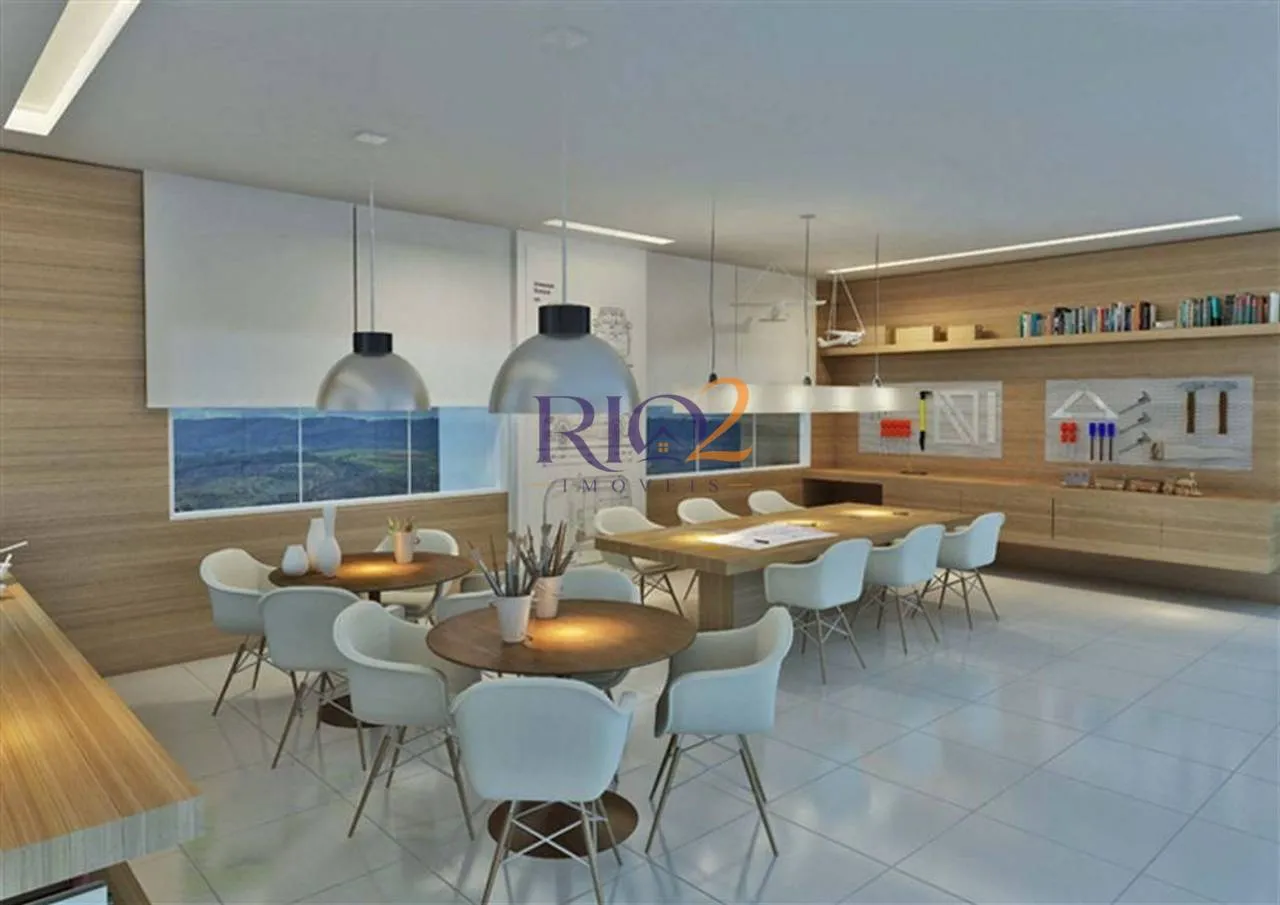 Glass-enclosed balcony in a 3-bedroom apartment, 96 m² — photo 40