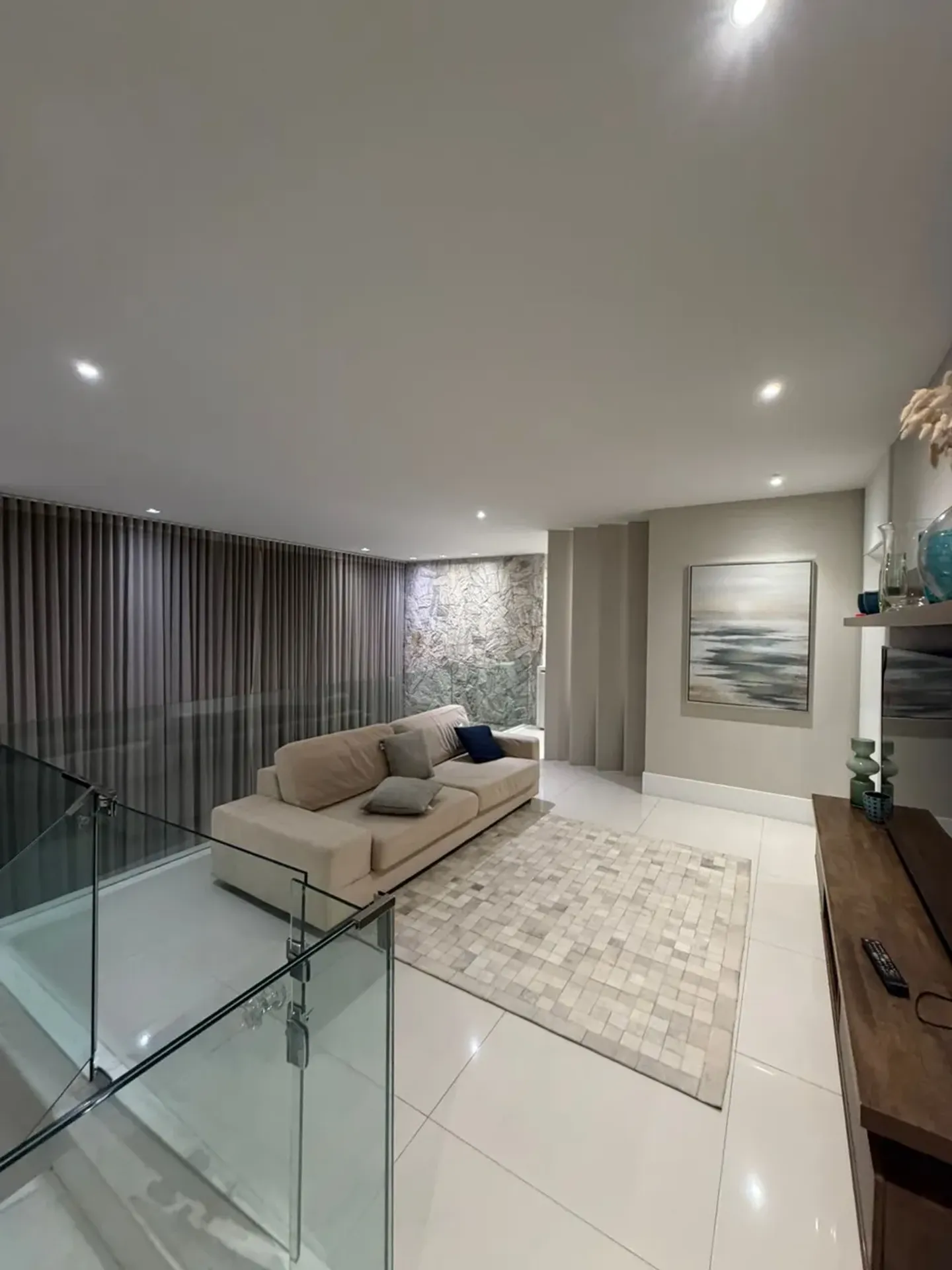 Furnished house with 5 bedrooms and 880 m² — photo 29