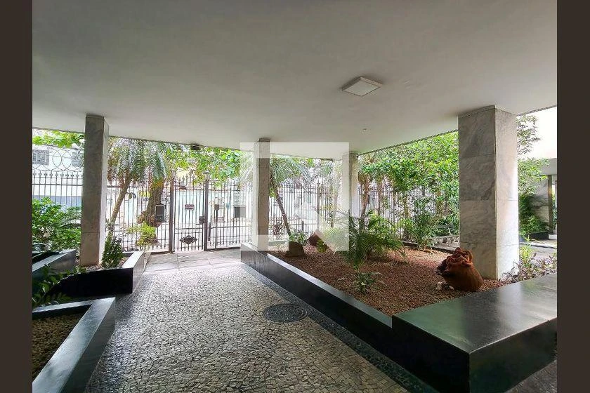 2-bedroom apartment with balcony and 75 m² — photo 36