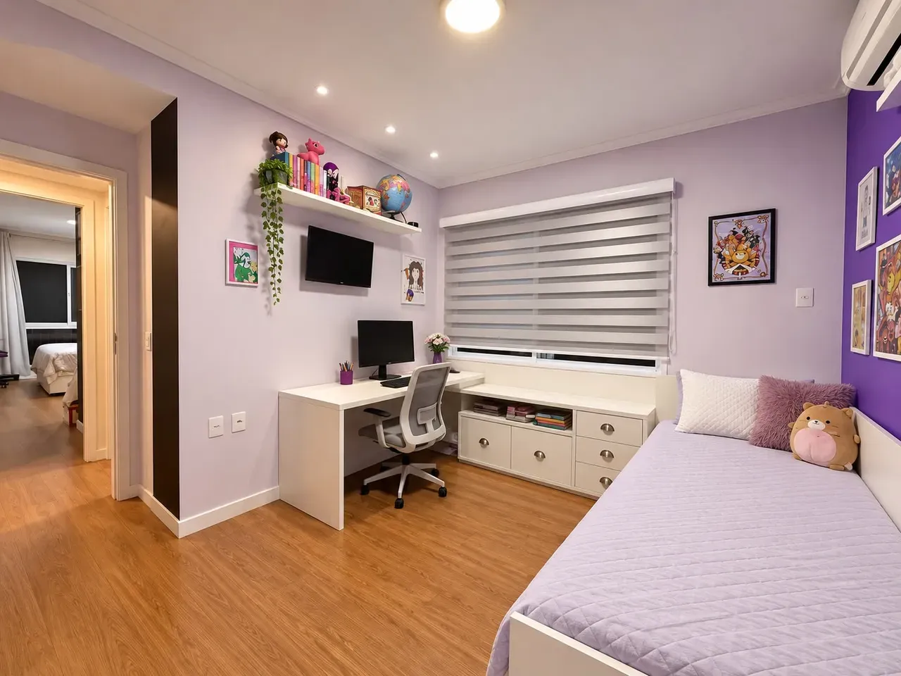 4-bedroom apartment in a building with a heated pool — photo 23