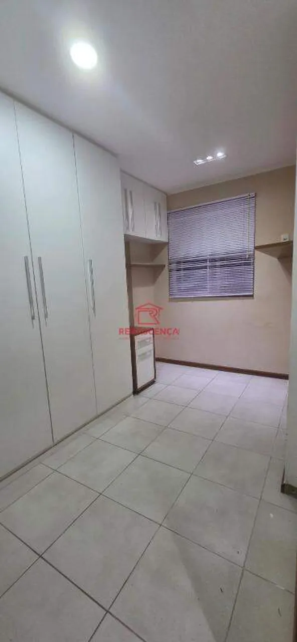 Apartamento com 3 quartos e cozinha integrada com fogão a gás — photo 16