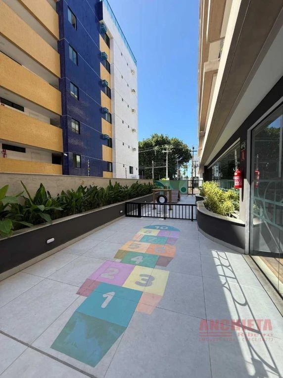 Apartment, 82 m², with a grill on the balcony — photo 16