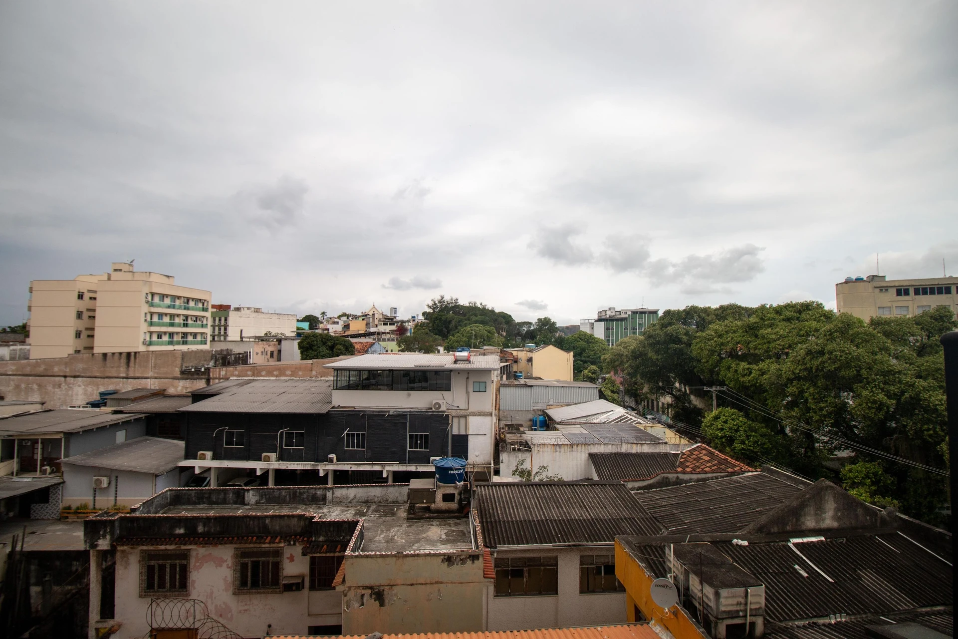 Apartamento mobiliado de 2 quartos com suíte e varanda — photo 33