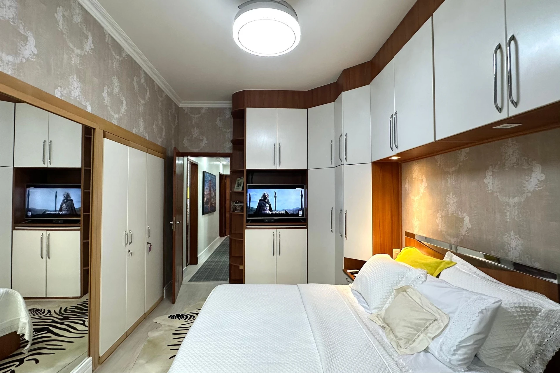3-bedroom apartment with a home office in Rio de Janeiro — photo 10