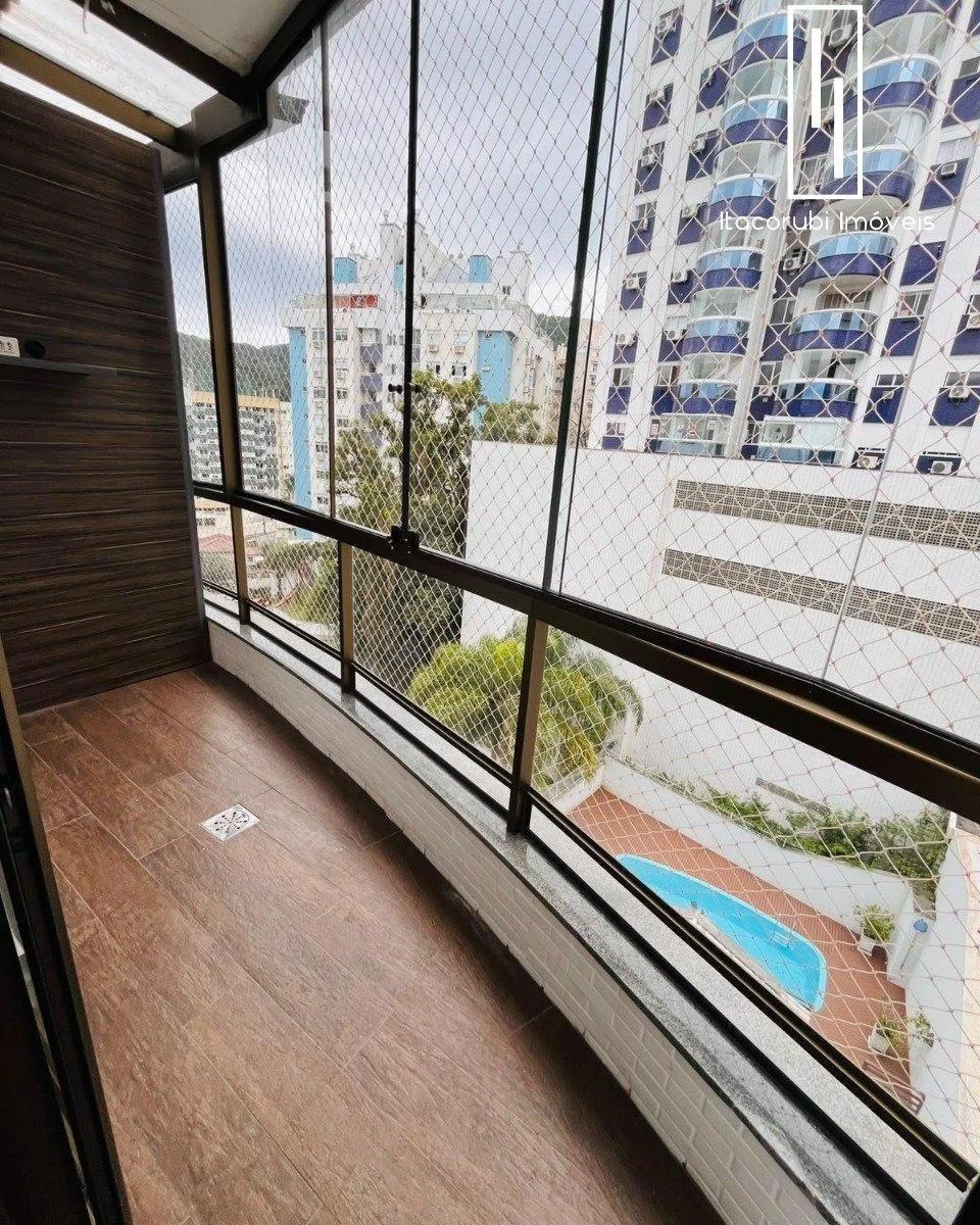 Furnished apartment with enclosed balcony and grill — photo 15