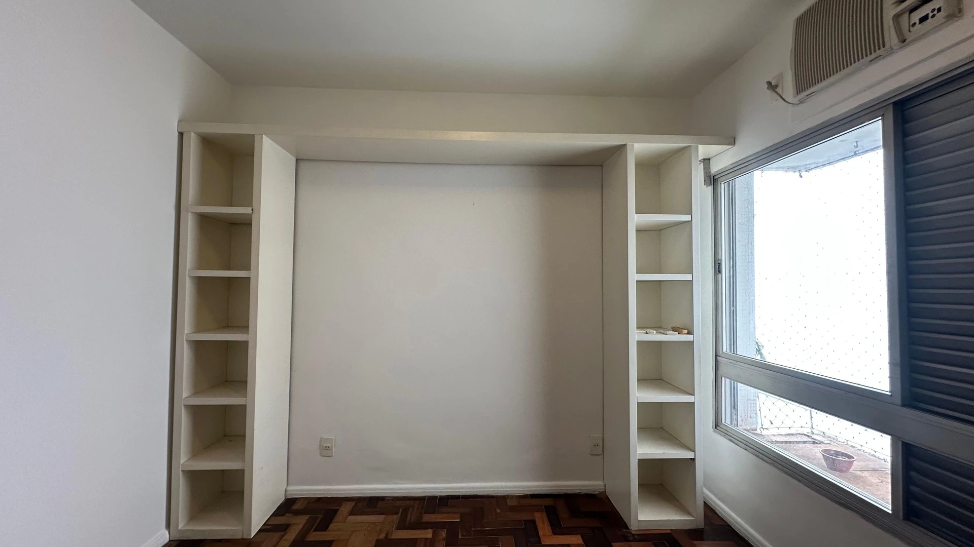 Unfurnished apartment with 2 en-suite bedrooms — photo 5