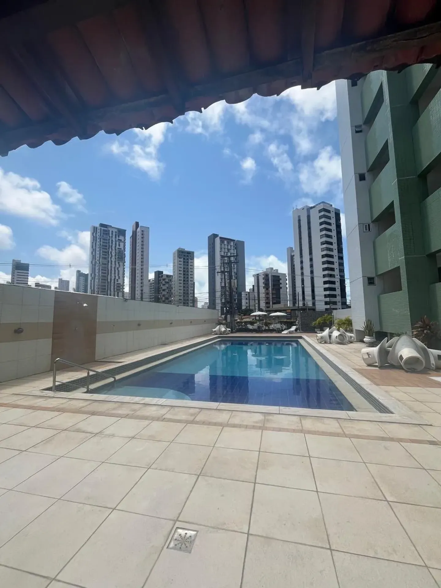 125 m² apartment with 3 bedrooms and 3 bathrooms — photo 8