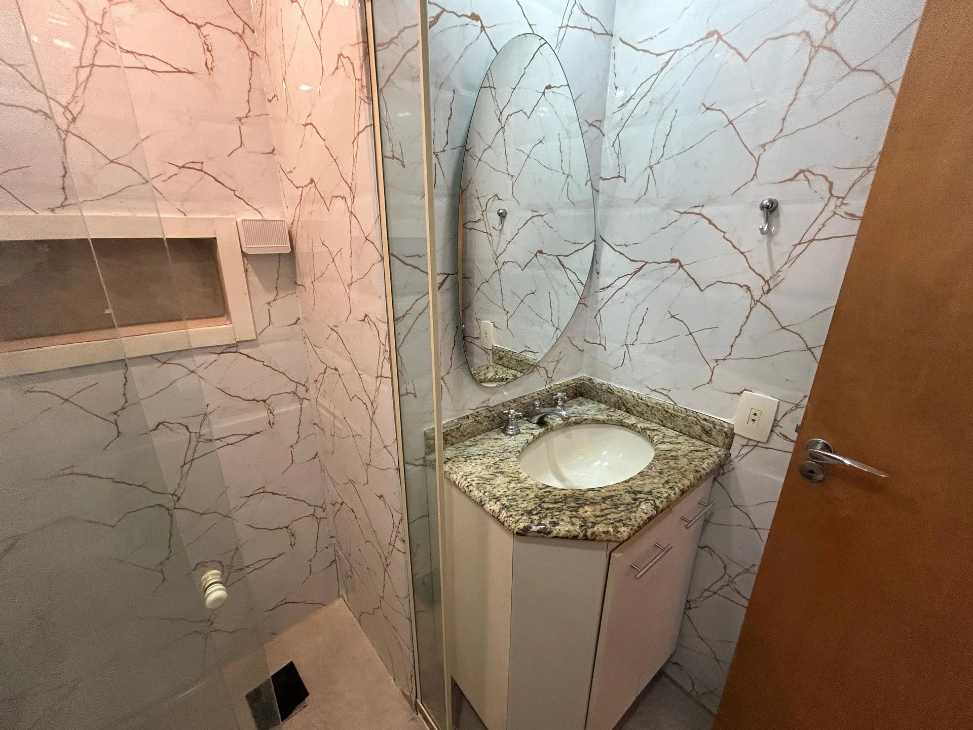 2-bedroom apartment with 1 bathroom and 1 parking space — photo 9