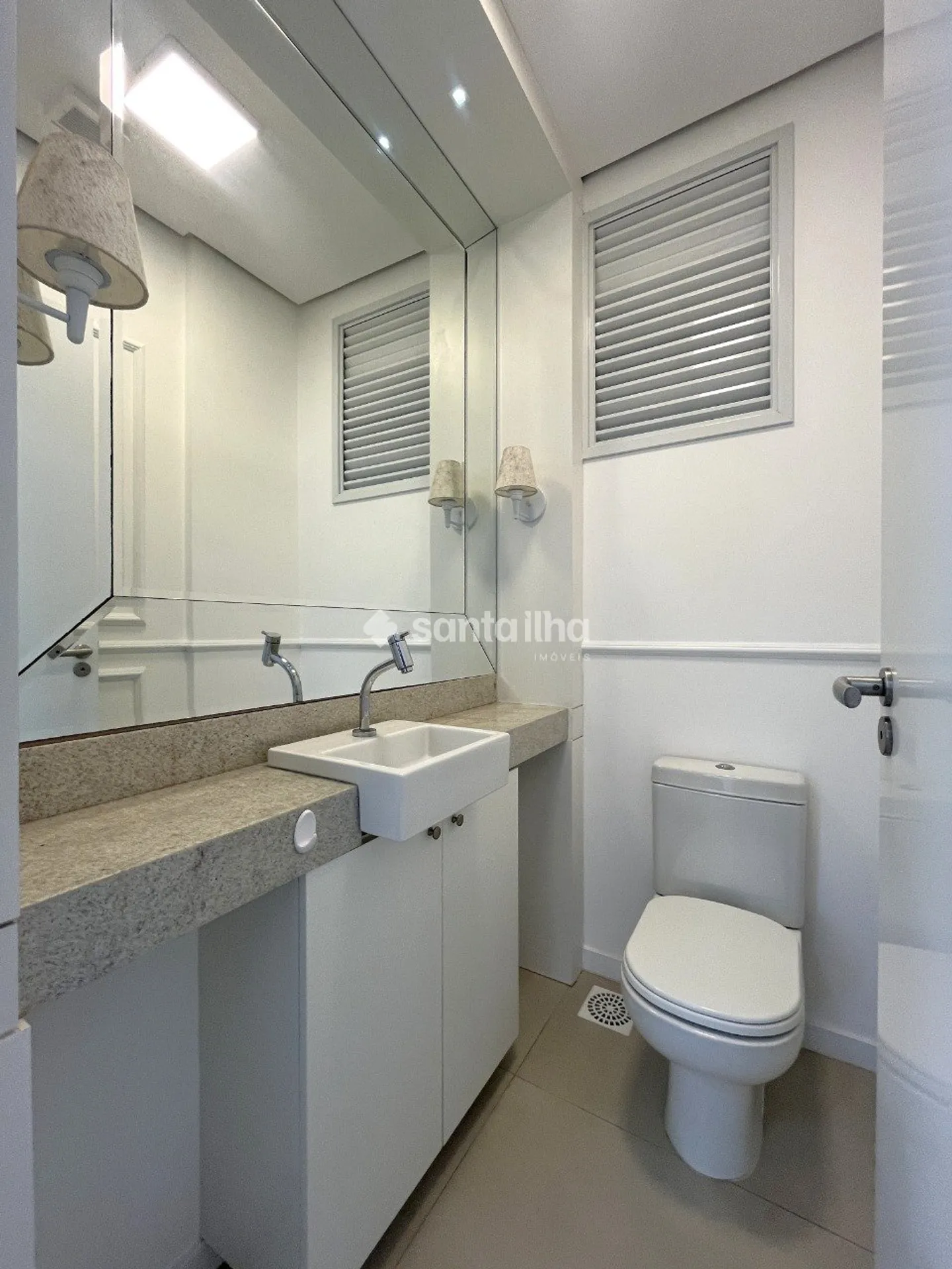 Duplex apartment with 219 m², 3 bedrooms and open-plan kitchen — photo 24