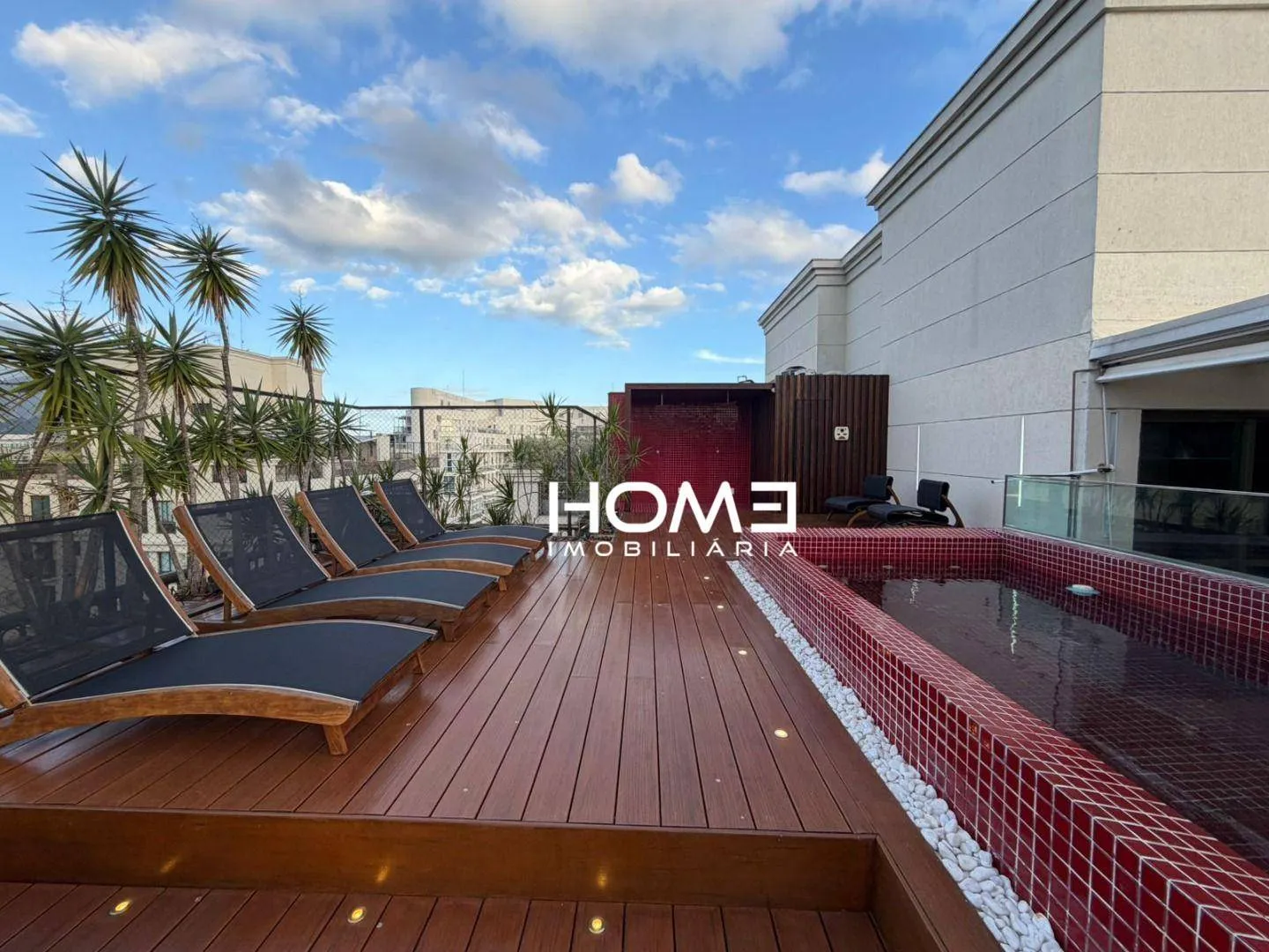 Furnished apartment, 365 m², with floor-to-ceiling windows — photo 26