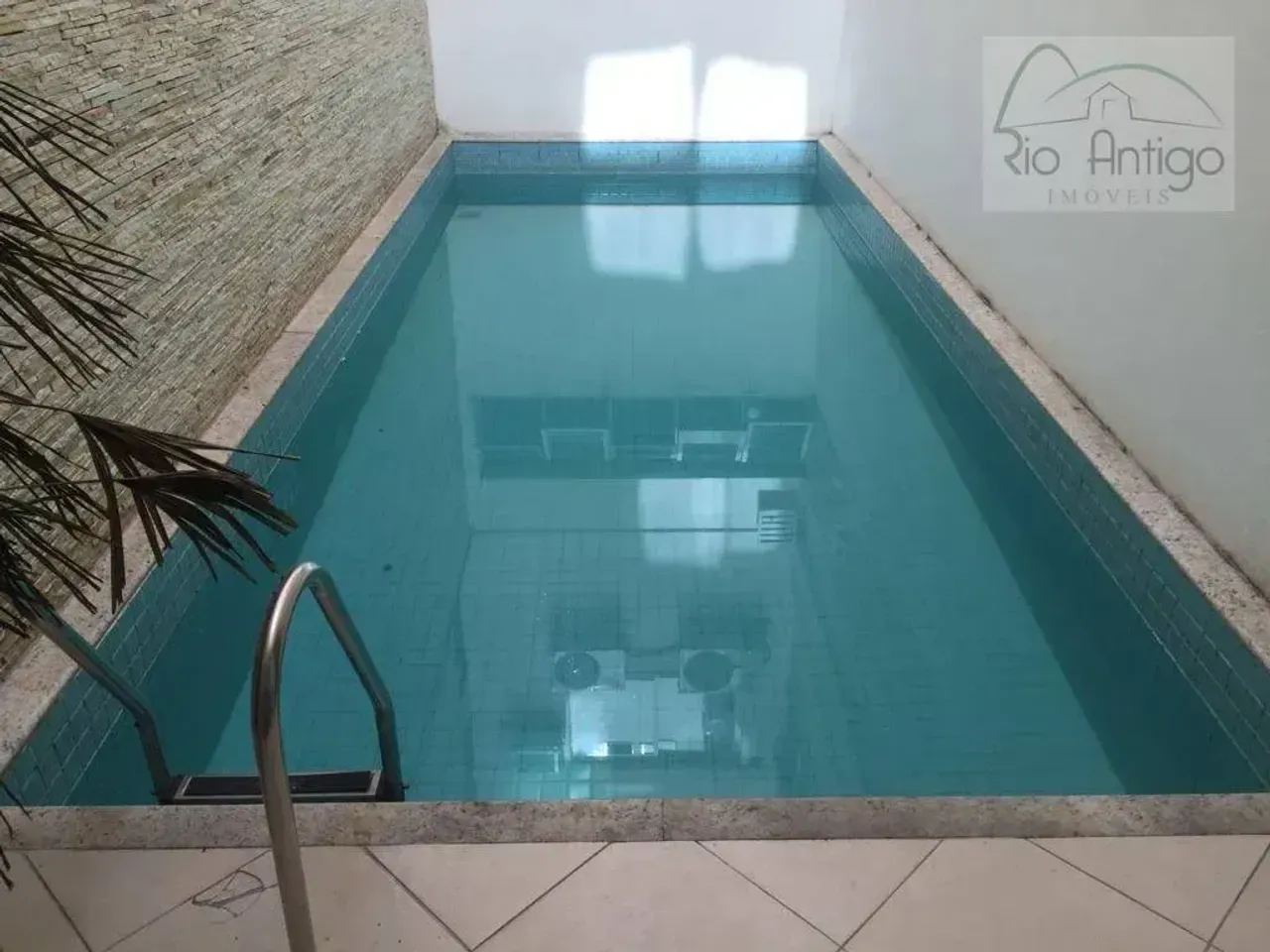 Furnished apartment with 3 bedrooms and 3 bathrooms — photo 18