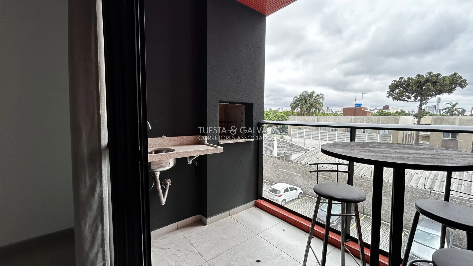 1-bedroom apartment with open-plan kitchen, 47 m² — photo 15