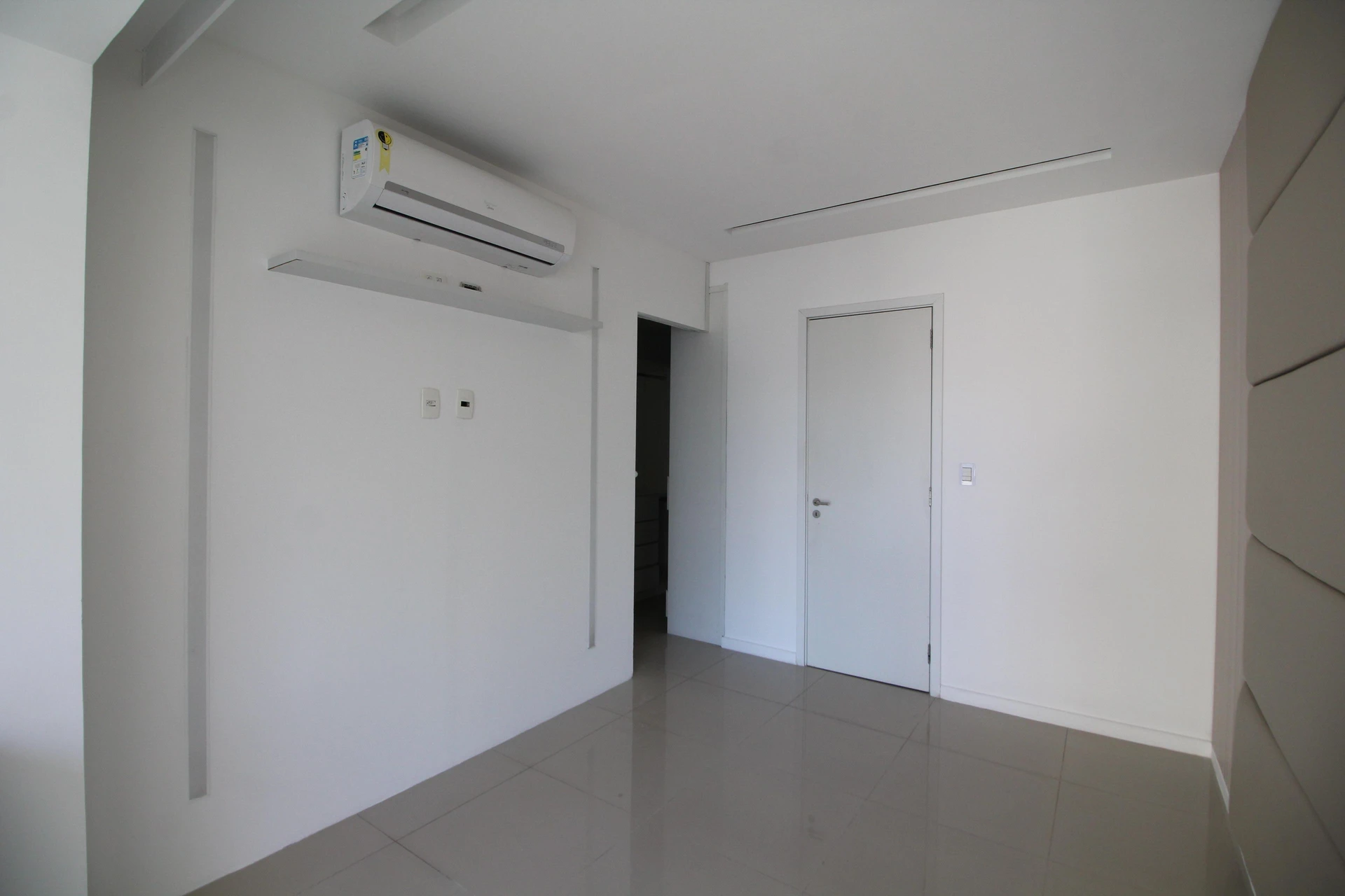 Apartment, 116 m², with a glass-enclosed balcony — photo 7