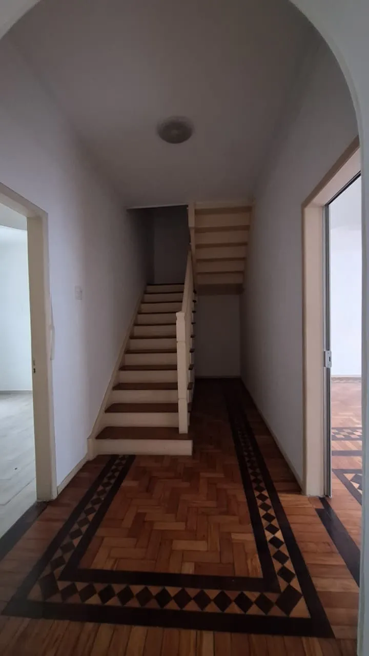 Commercial house with 3 bedrooms and 250 m² — photo 17
