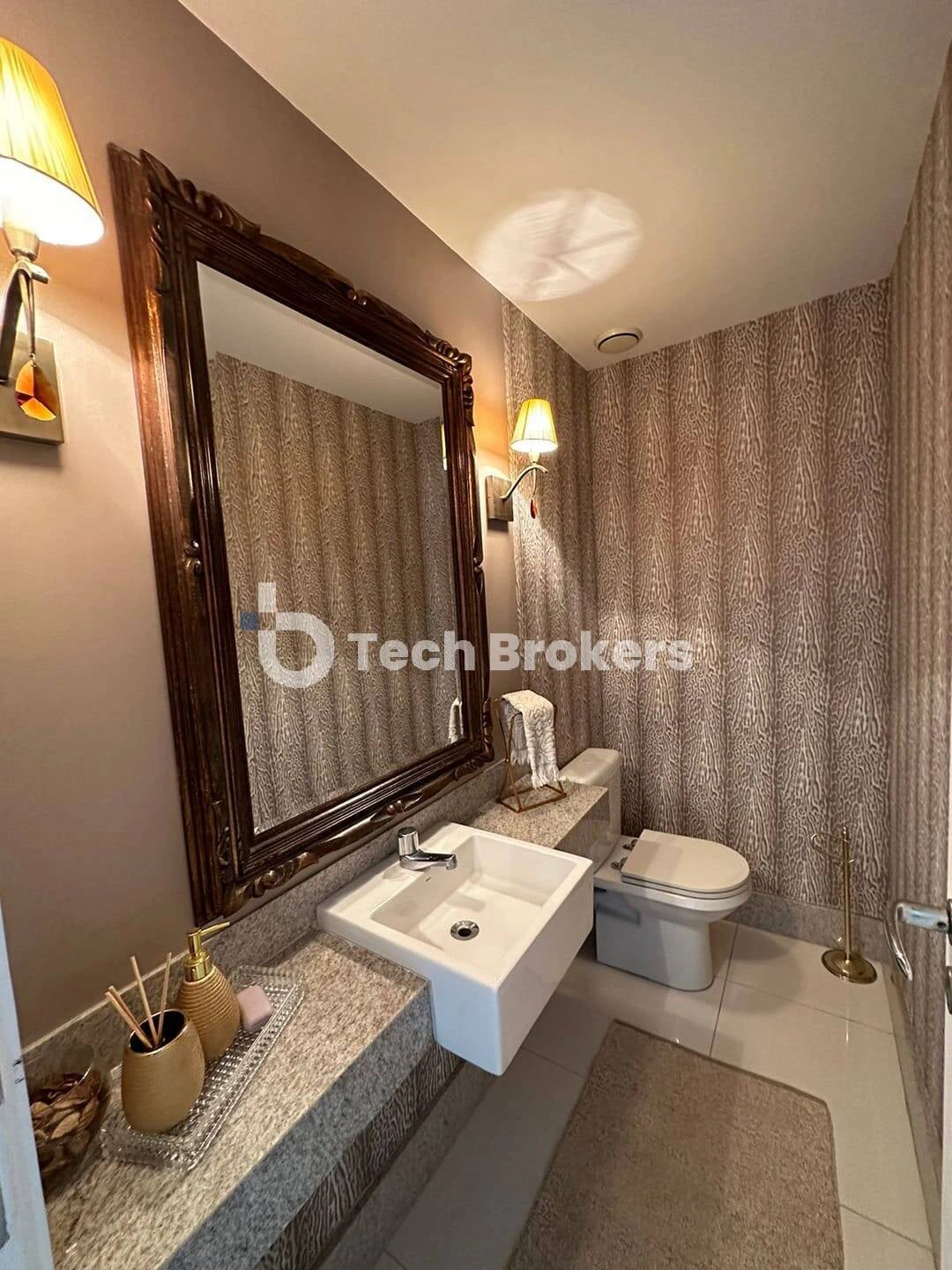 Park view in a 4-bedroom apartment, 206 m² — photo 11