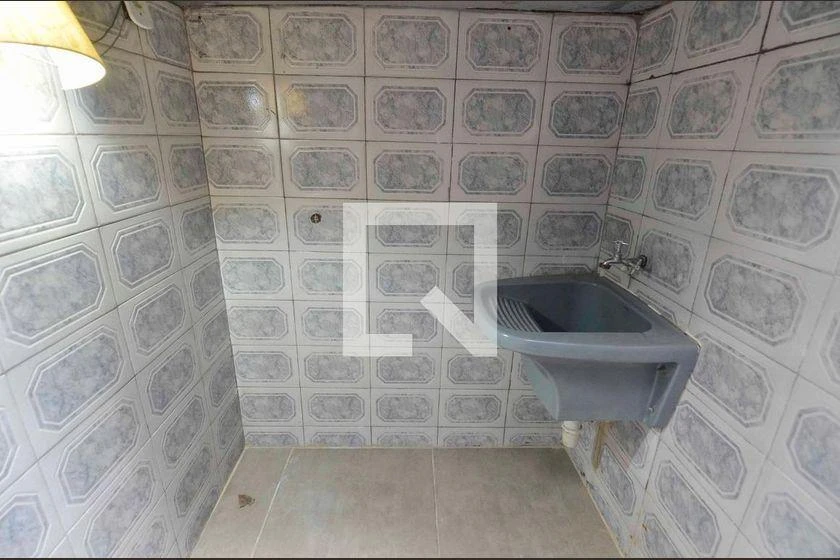 House with 2 bedrooms, 2 bathrooms and 80 m² with gas kitchen — photo 34