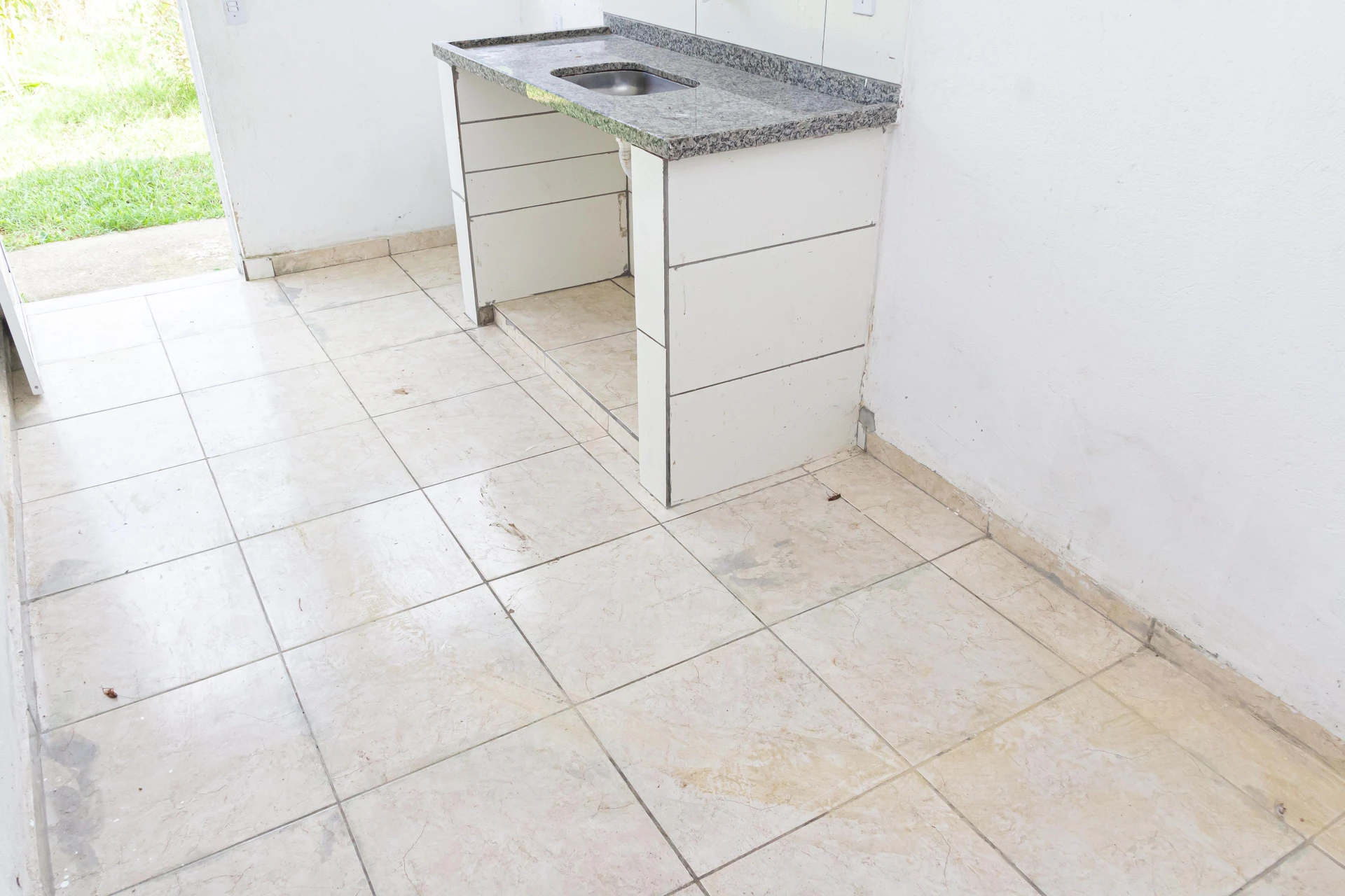 Кітнет із 1 спальнею в суїті та компактною кухнею — photo 11
