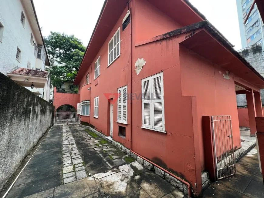 House with 7 bedrooms and built-in closets 350 m² — photo 25