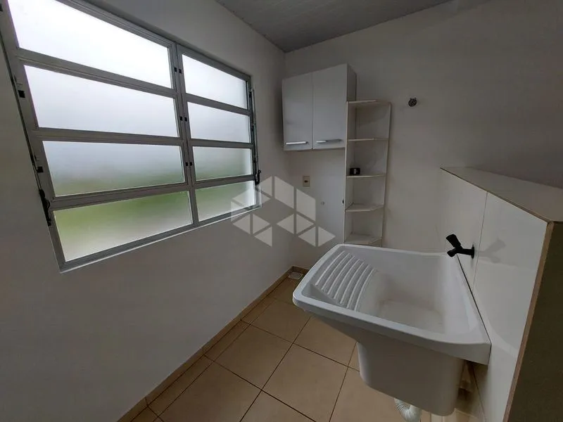 Casa residencial de 40 m² com 2 quartos e 1 vaga — photo 8
