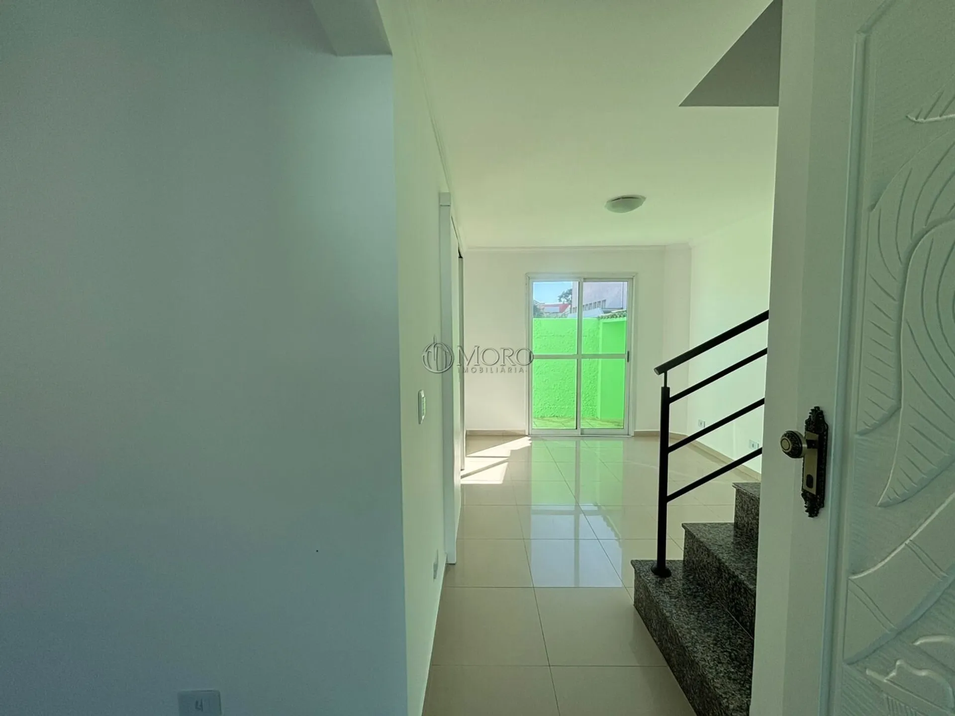 Townhouse with a closed kitchen and 3 bedrooms — photo 19