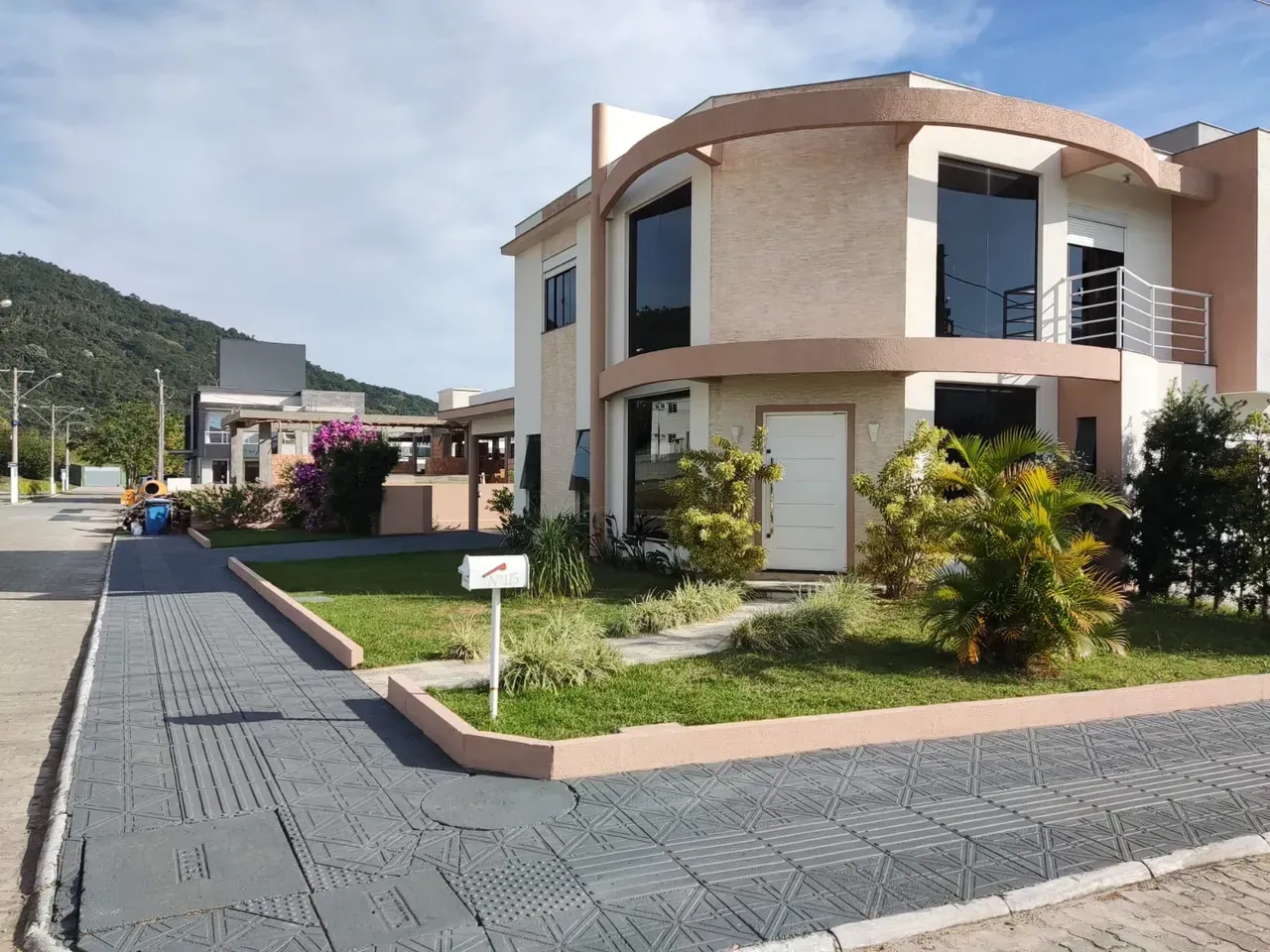 Washing machine in a 4-bedroom house, 223 m² — photo 8