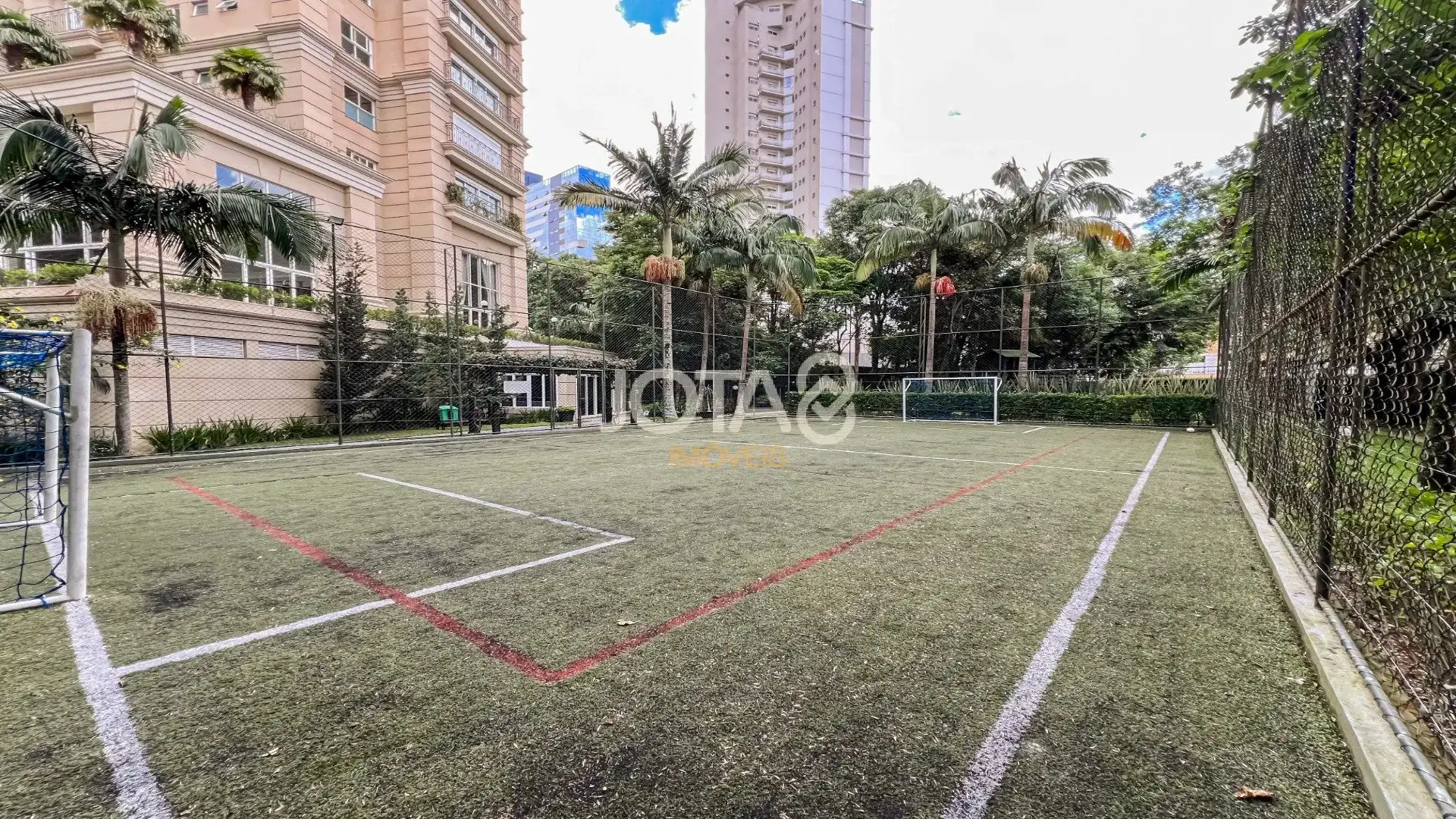 Apartamento mobiliado, 340 m², com banheira — photo 52