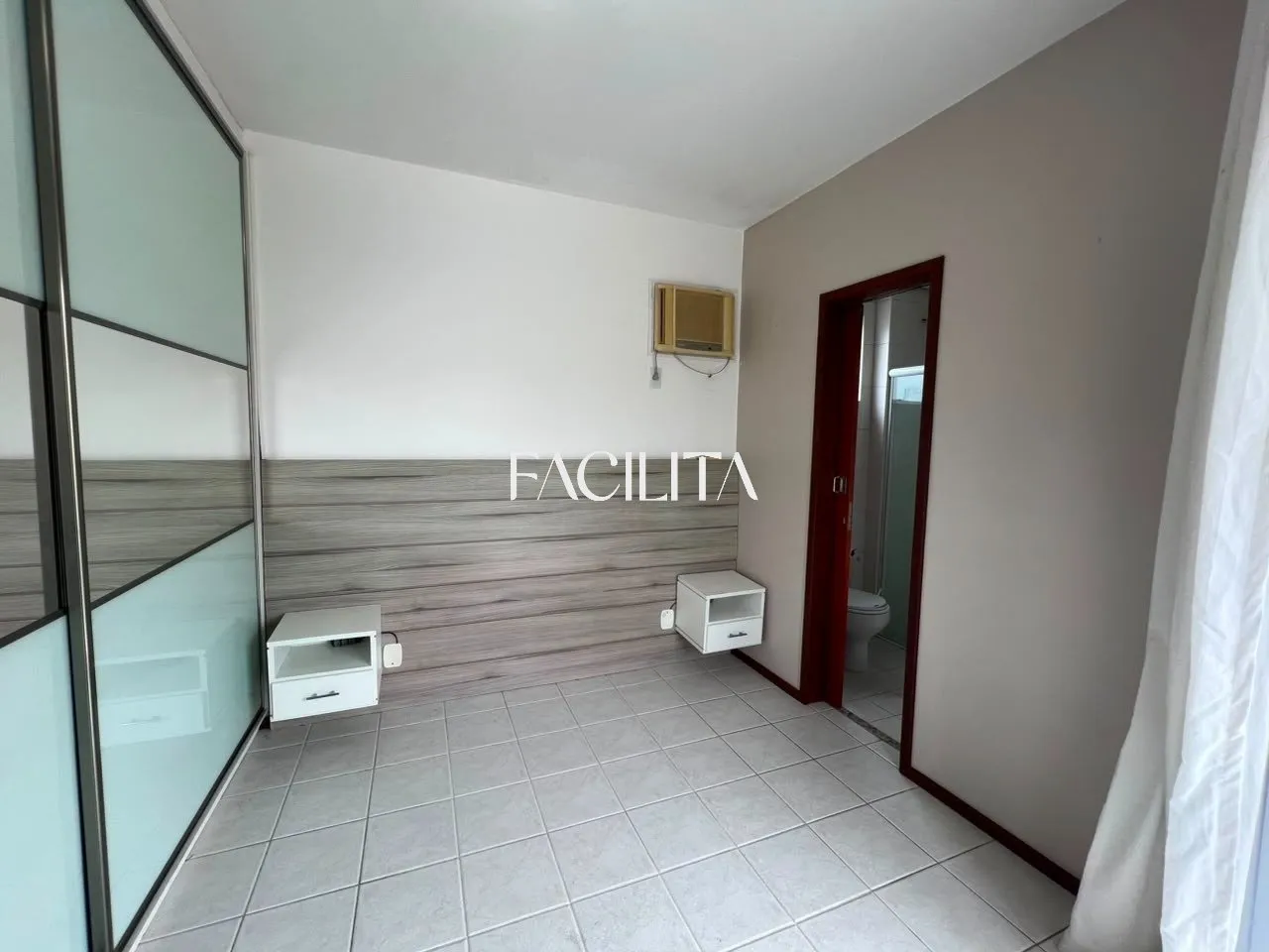 1st-floor apartment with 2 bedrooms and 1 en-suite — photo 19